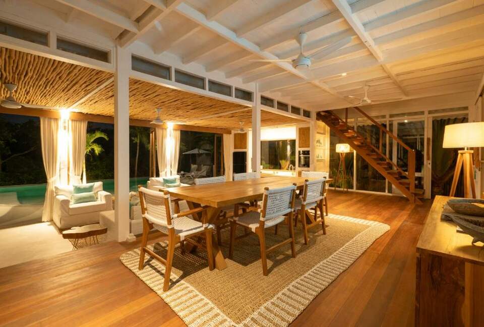 Elegant Uluwatu Escape Near Nyang Nyang Beach - "THE LAGOON " - Bali, Indonesia