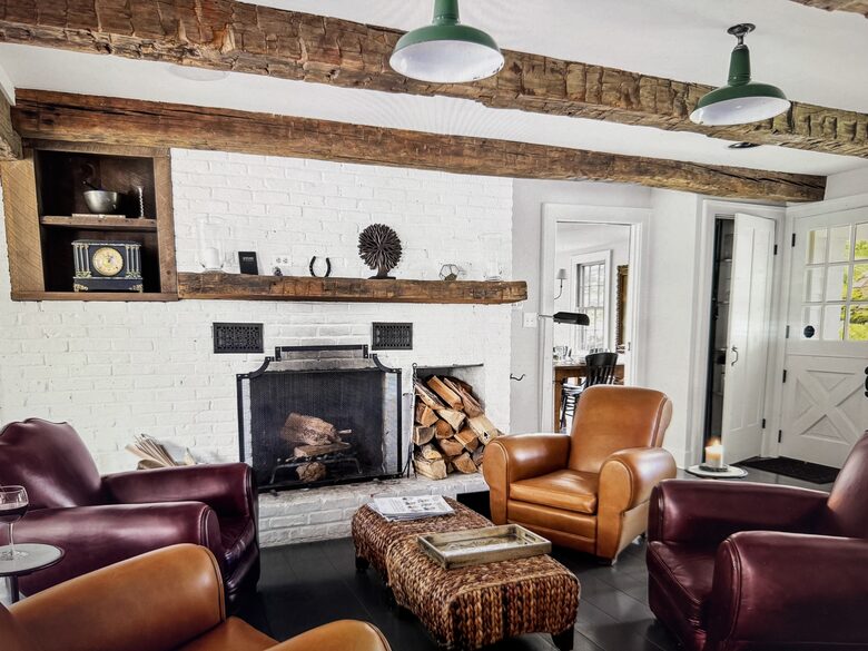 Charming 1792 Country Estate near Hudson Valley & Berkshires - Chatham, New York