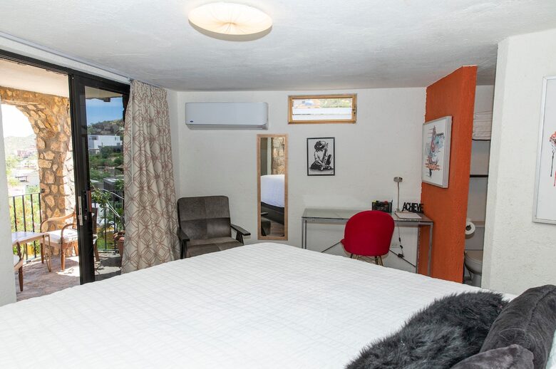 Elegant El Pedregal Retreat with Pool, Palapas & Private Beach Access - Cabo San Lucas, Mexico