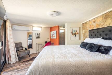 Elegant El Pedregal Retreat with Pool, Palapas & Private Beach Access - Cabo San Lucas, Mexico