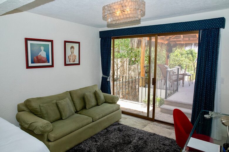 Elegant El Pedregal Retreat with Pool, Palapas & Private Beach Access - Cabo San Lucas, Mexico