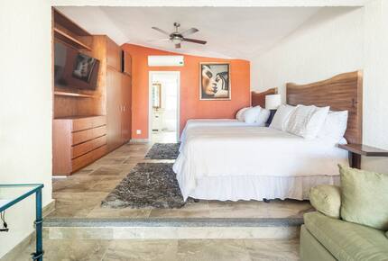 Elegant El Pedregal Retreat with Pool, Palapas & Private Beach Access - Cabo San Lucas, Mexico