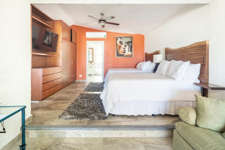 Elegant El Pedregal Retreat with Pool, Palapas & Private Beach Access - Cabo San Lucas, Mexico