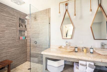 Elegant El Pedregal Retreat with Pool, Palapas & Private Beach Access - Cabo San Lucas, Mexico