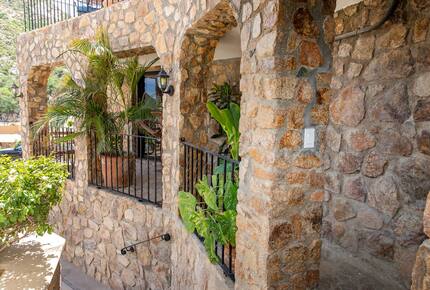 Elegant El Pedregal Retreat with Pool, Palapas & Private Beach Access - Cabo San Lucas, Mexico