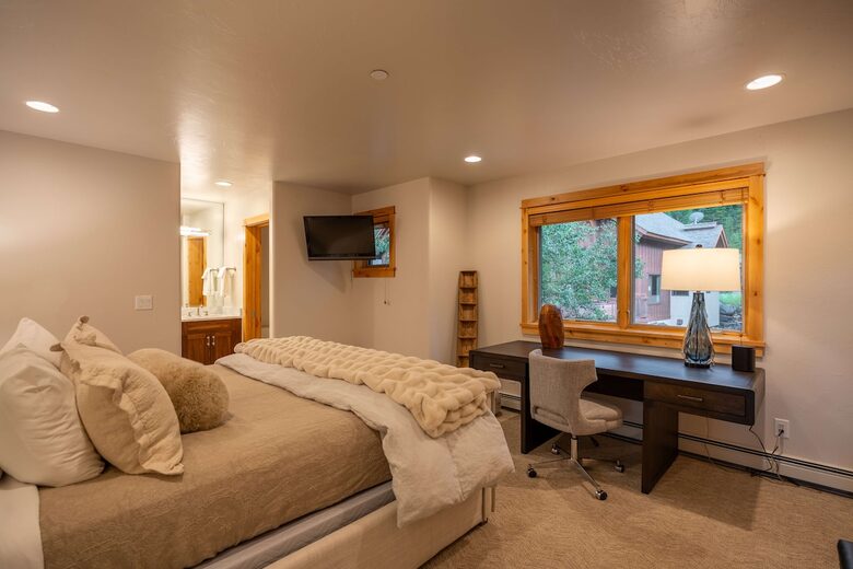 Alpine Elegance in Big Sky’s Mountain Village - Big Sky, Montana