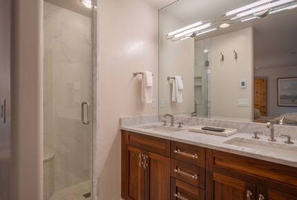 Alpine Elegance in Big Sky’s Mountain Village - Big Sky, Montana