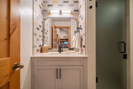 Alpine Elegance in Big Sky’s Mountain Village - Big Sky, Montana