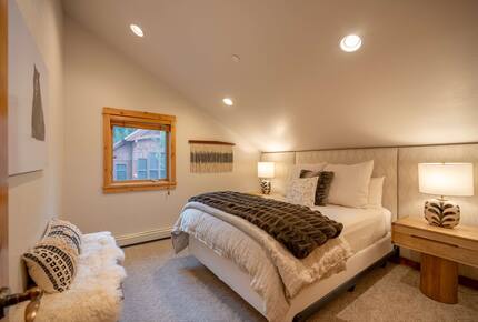 Alpine Elegance in Big Sky’s Mountain Village - Big Sky, Montana