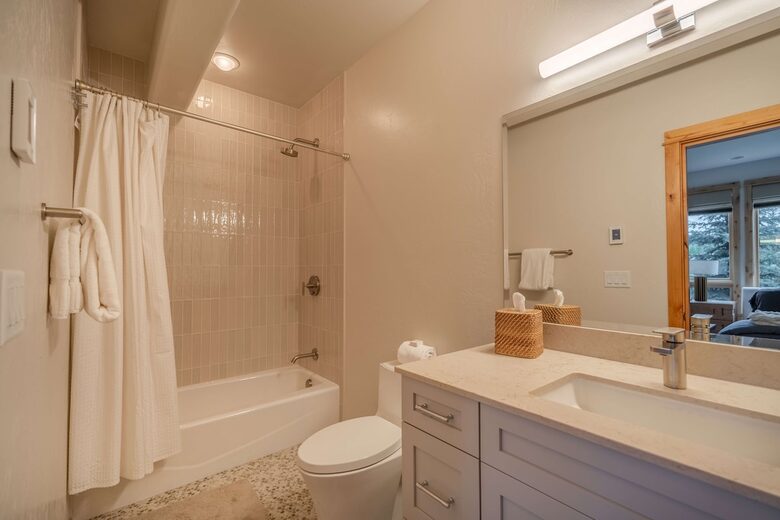 Alpine Elegance in Big Sky’s Mountain Village - Big Sky, Montana