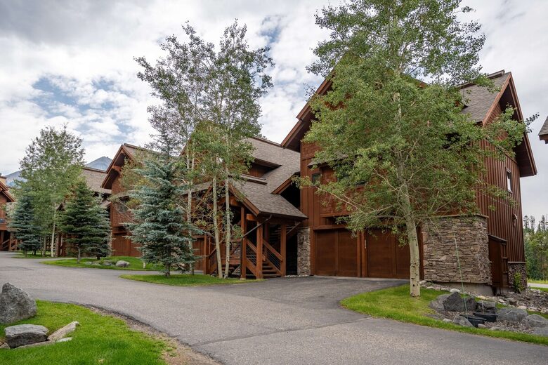 Alpine Elegance in Big Sky’s Mountain Village - Big Sky, Montana