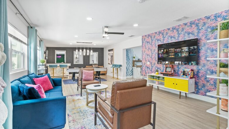 Elegant Entertainer Near Hyde Park - Tampa, Florida