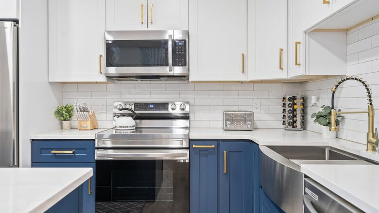 Elegant Entertainer Near Hyde Park - Tampa, Florida