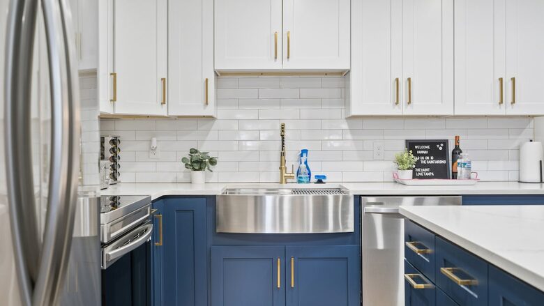 Elegant Entertainer Near Hyde Park - Tampa, Florida