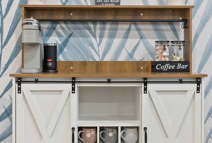 Elegant Entertainer Near Hyde Park - Tampa, Florida