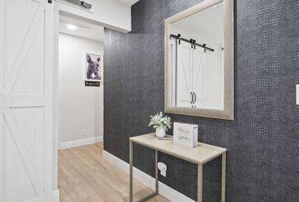 Elegant Entertainer Near Hyde Park - Tampa, Florida