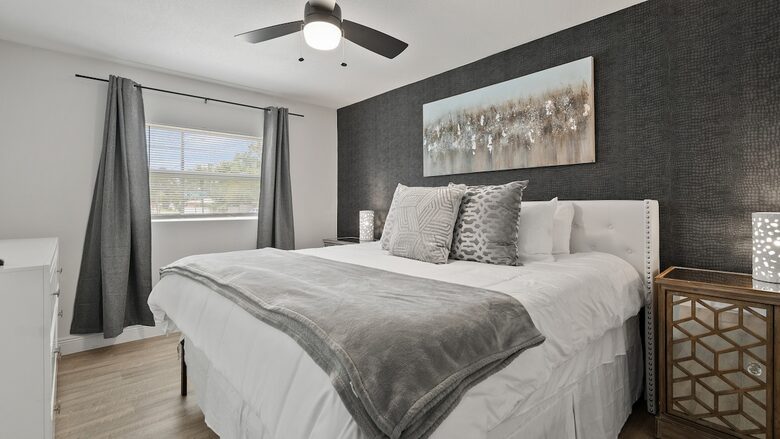 Elegant Entertainer Near Hyde Park - Tampa, Florida