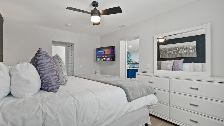 Elegant Entertainer Near Hyde Park - Tampa, Florida