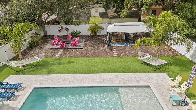 Elegant Entertainer Near Hyde Park - Tampa, Florida