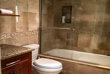 Washington DC Condo - Washington, Washington DC