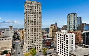 Stylish High-Rise Stay in the Heart of Birmingham - Birmingham, Alabama