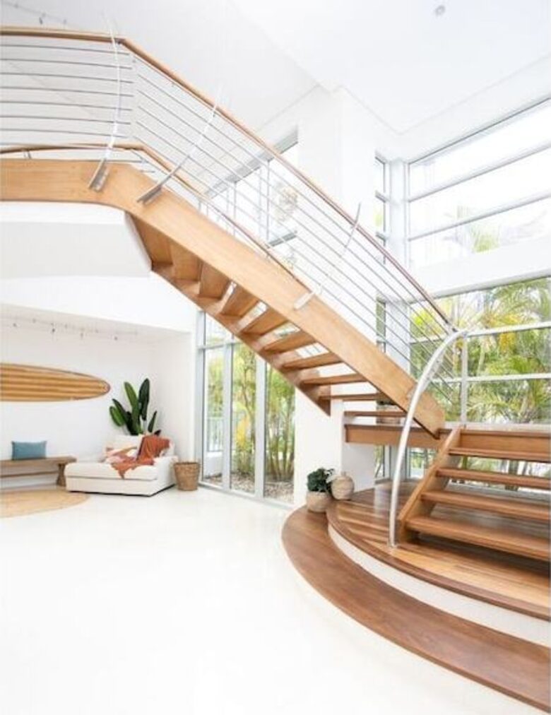 Oceanfront Elegance in Salt Village - Kingscliff, Australia