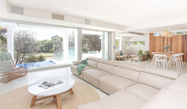 Oceanfront Elegance in Salt Village - Kingscliff, Australia