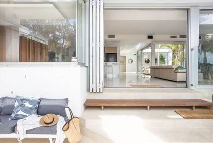 Oceanfront Elegance in Salt Village - Kingscliff, Australia