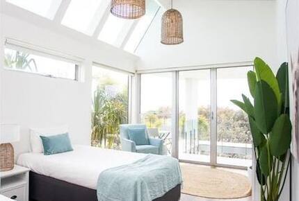 Oceanfront Elegance in Salt Village - Kingscliff, Australia