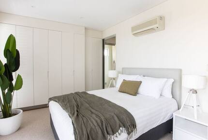 Oceanfront Elegance in Salt Village - Kingscliff, Australia