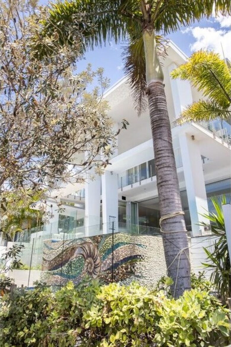 Oceanfront Elegance in Salt Village - Kingscliff, Australia