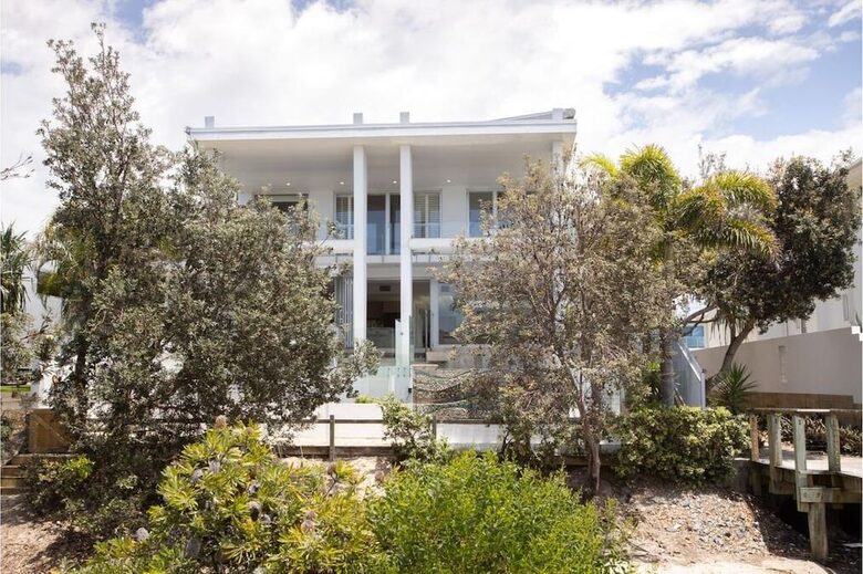 Oceanfront Elegance in Salt Village - Kingscliff, Australia