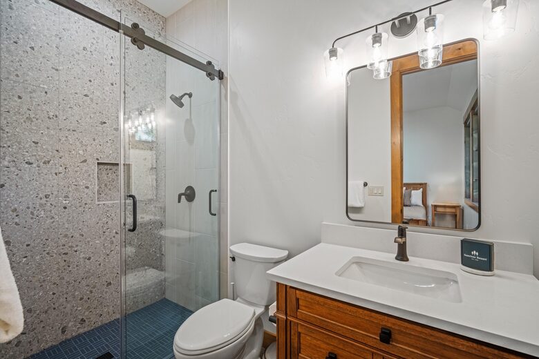 Handcrafted Comfort in Oregon’s High Desert - Sunriver, Oregon