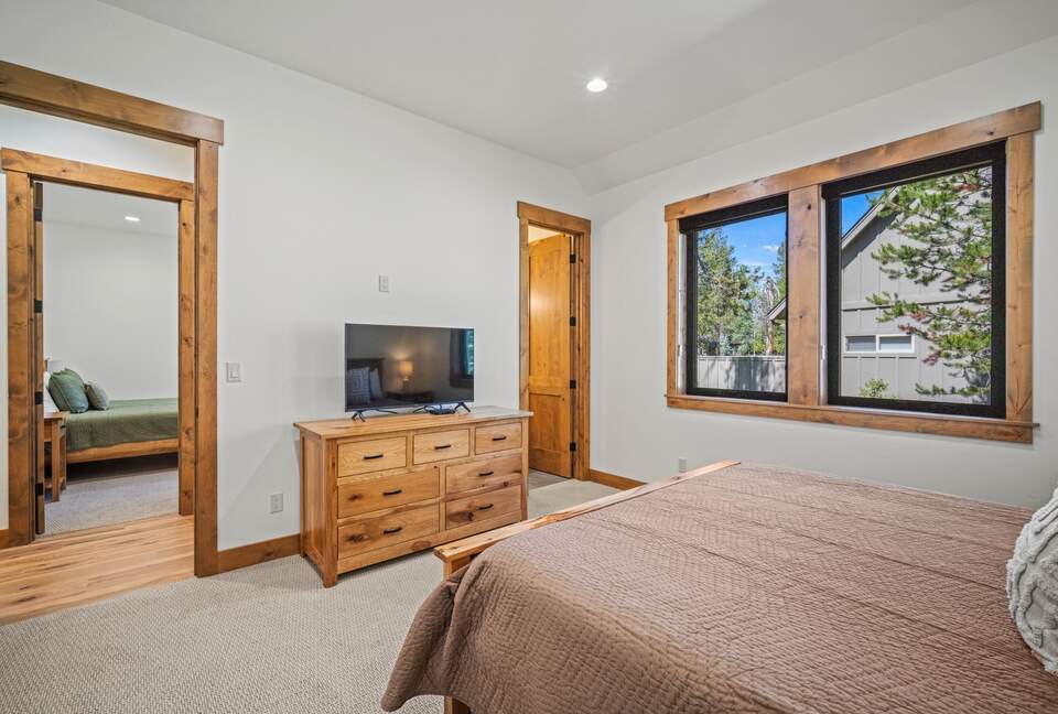 Handcrafted Comfort in Oregon’s High Desert - Sunriver, Oregon