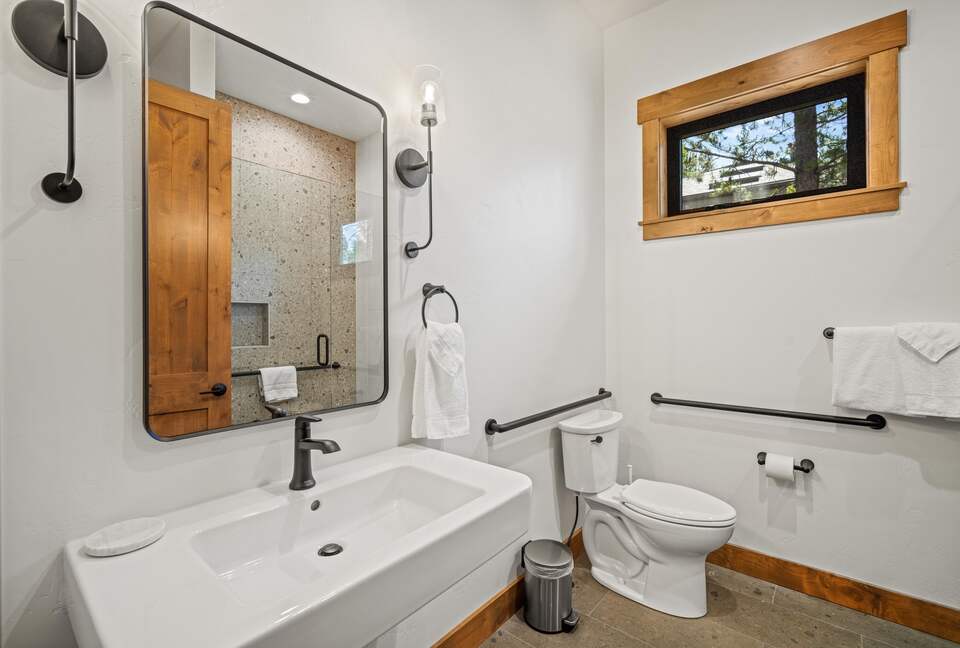 Handcrafted Comfort in Oregon’s High Desert - Sunriver, Oregon