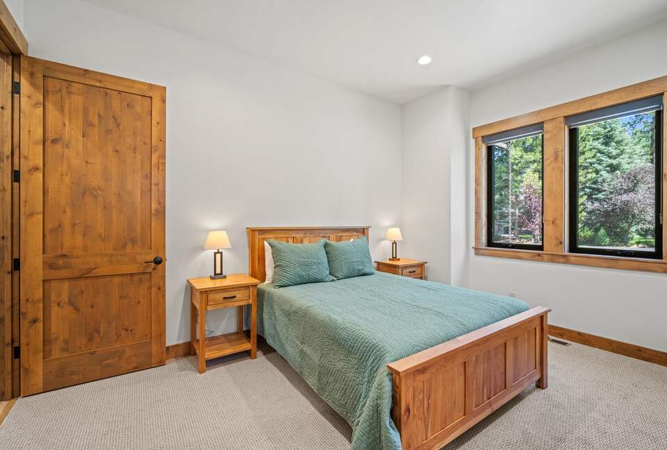 Handcrafted Comfort in Oregon’s High Desert - Sunriver, Oregon