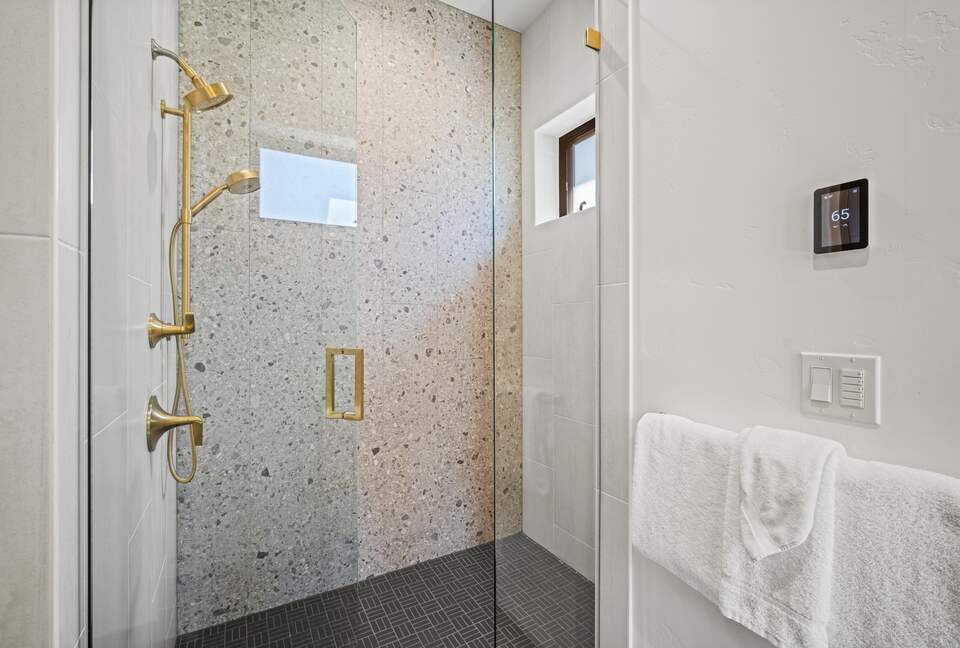 Handcrafted Comfort in Oregon’s High Desert - Sunriver, Oregon