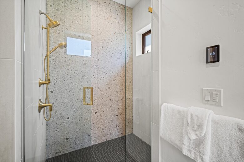 Handcrafted Comfort in Oregon’s High Desert - Sunriver, Oregon