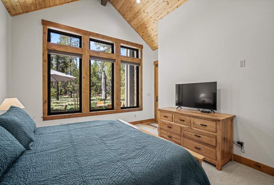 Handcrafted Comfort in Oregon’s High Desert - Sunriver, Oregon