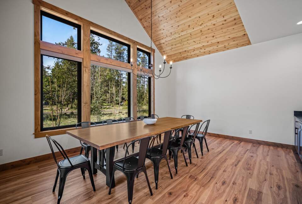 Handcrafted Comfort in Oregon’s High Desert - Sunriver, Oregon