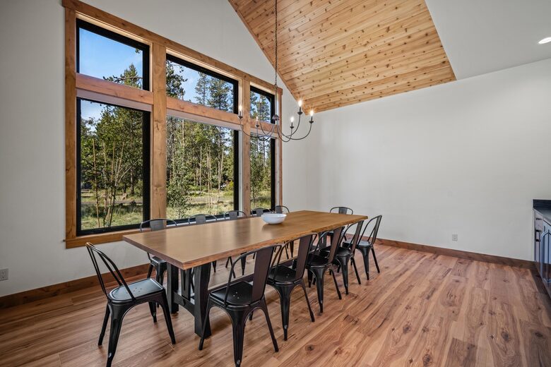 Handcrafted Comfort in Oregon’s High Desert - Sunriver, Oregon