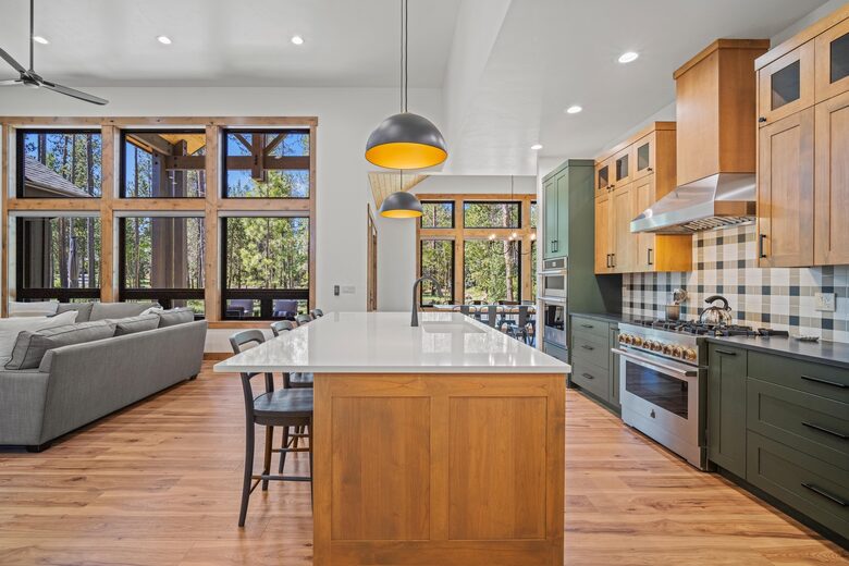 Handcrafted Comfort in Oregon’s High Desert - Sunriver, Oregon