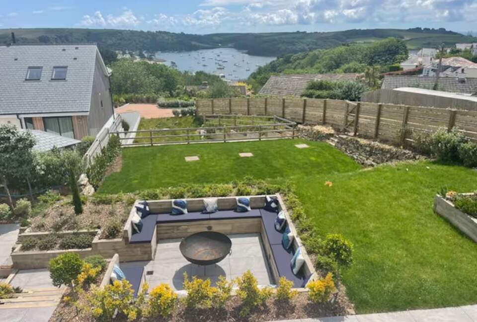 A Contemporary Haven on the Roseland Peninsula - Saint Mawes, United Kingdom
