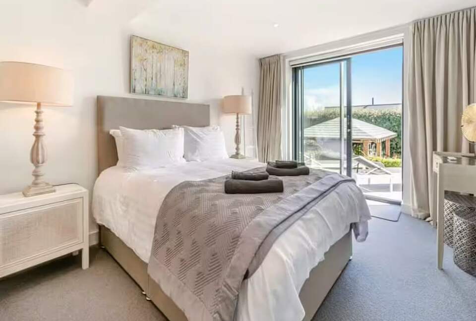 A Contemporary Haven on the Roseland Peninsula - Saint Mawes, United Kingdom