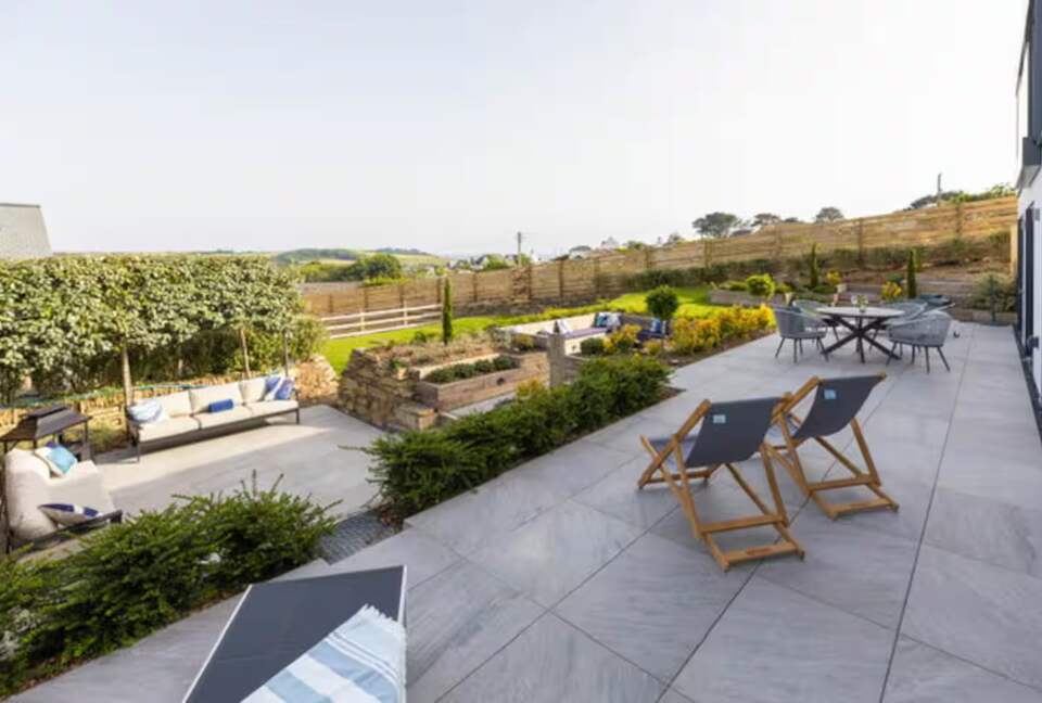 A Contemporary Haven on the Roseland Peninsula - Saint Mawes, United Kingdom