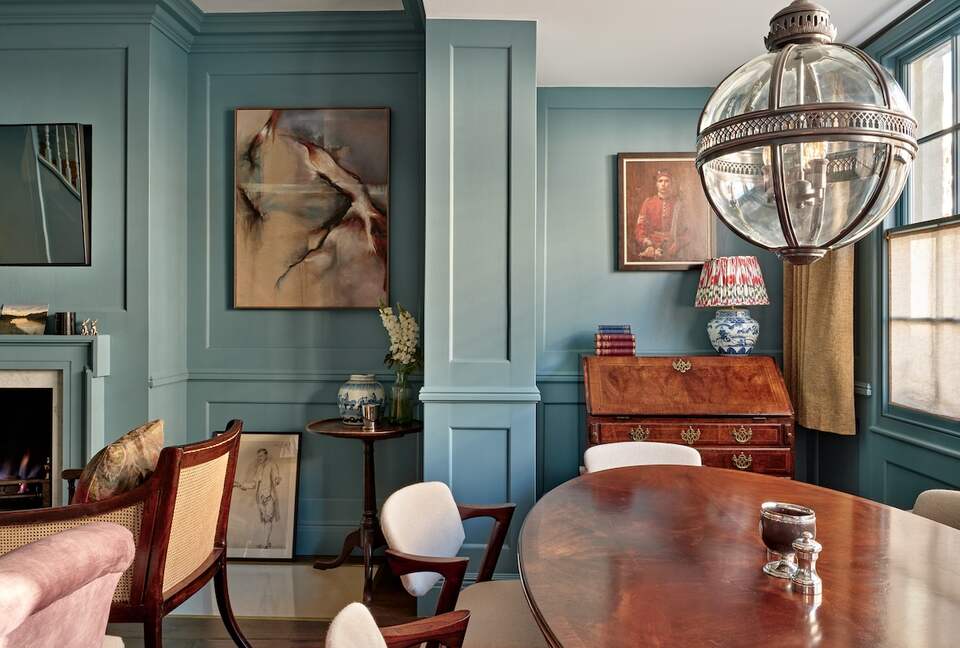 Elegant Georgian Townhouse in the Heart of Barnes Village - London, United Kingdom