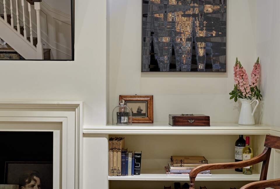 Elegant Georgian Townhouse in the Heart of Barnes Village - London, United Kingdom