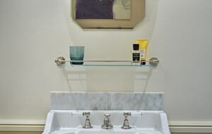 Elegant Georgian Townhouse in the Heart of Barnes Village - London, United Kingdom