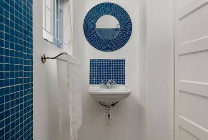 The Rafters: Timeless Charm by the Sea - Muizenberg, South Africa