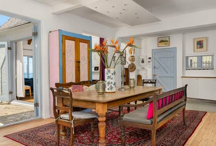 The Rafters: Timeless Charm by the Sea - Muizenberg, South Africa